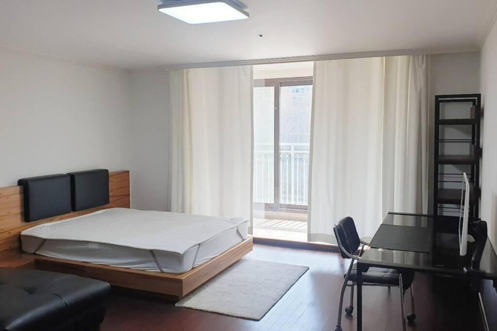 Apartment Orange House 24